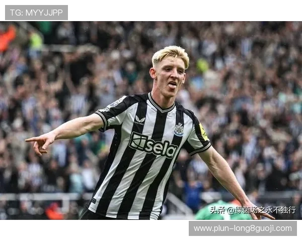 纽卡斯尔联队战术改革初见成效 球迷期待新赛季突破与辉煌